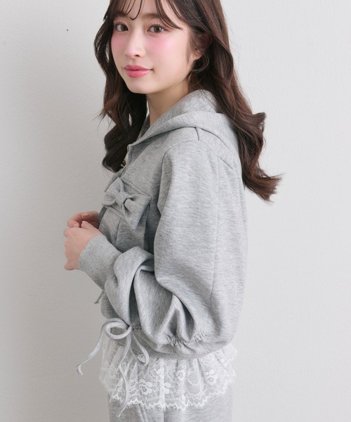 OLIVE des OLIVE（オリーブデオリーブ）の「【セットアップ対応】袖ドロストリボンコンパクトパーカー（パーカー・レディース・トップグレー/ネイビー/ピンク・FREE）」の17枚目の写真