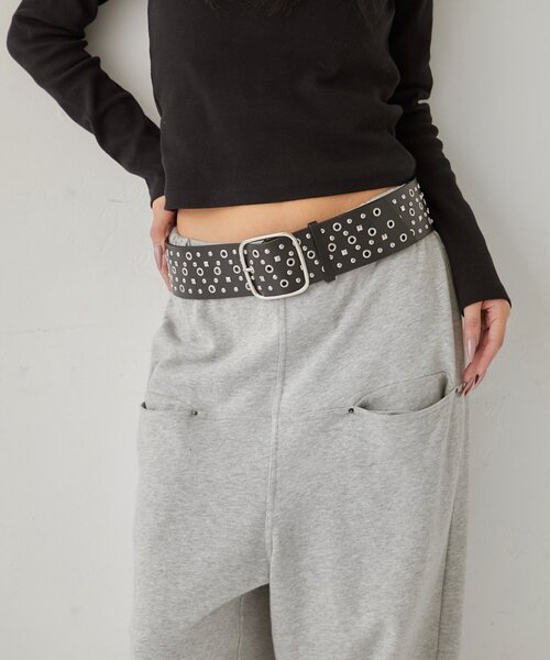 WHO'S WHO gallery（フーズフーギャラリー）の「ラインストーンワイドベルト（ベルト・レディース・ブラック・FREE）」の4枚目の写真