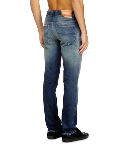 DIESEL（ディーゼル）の「メンズ デニムパンツ 1993 D-VYL L.30（デニムパンツ・メンズ・インディゴブルー・26inch/28inch/34inch/30inch/32inch）」の5枚目の写真