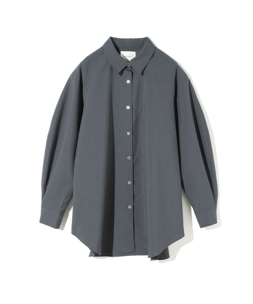 MIDIUMISOLID（ミディウミソリッド）の「MIDIUMISOLID for Ladies ボリュームスリーブシャツチュニック（シャツ/ブラウス・レディース・ナチュラル/ライトブルー/チャコールグレー・FREE）」の5枚目の写真