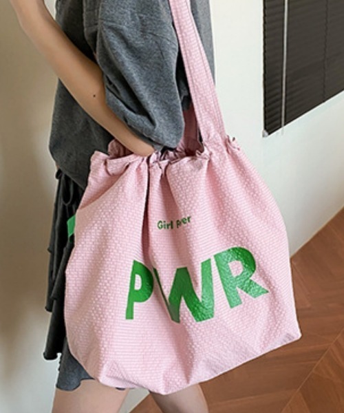Ritzy(リッツィー)の「6色展開 大容量 ロゴプリント トートバッグ(トートバッグ・レディース・ブルー/ホワイト/ピンク/ブラウン/イエロー/ミント・FREE)」の6枚目の写真