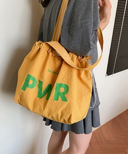 Ritzy(リッツィー)の「6色展開 大容量 ロゴプリント トートバッグ(トートバッグ・レディース・ブルー/ホワイト/ピンク/ブラウン/イエロー/ミント・FREE)」の5枚目の写真