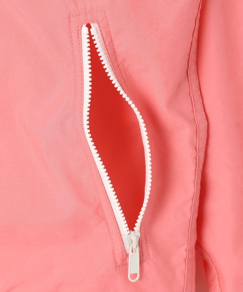 THE NORTH FACE（ザノースフェイス）の「【THE NORTH FACE(ザ・ノース・フェイス)】コンパクトジャケット(KIDS)（ブルゾン・キッズ・イエロー/ピンク/ブラック/カーキ・140cm/130cm/150cm/160cm）」の13枚目の写真