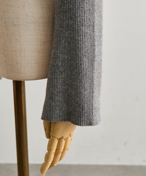 OLIVE des OLIVE(オリーブデオリーブ)の「【Belle Charme】Big Ribbon Offshoulder Knit(ニット/セーター・レディース・ブラック/チャコールグレー・FREE)」の20枚目の写真