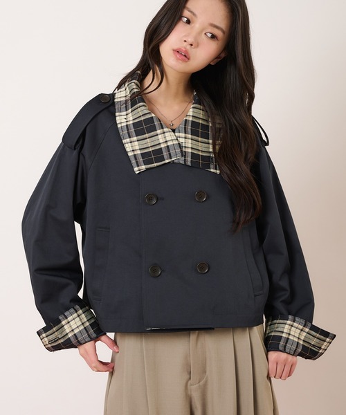 hazyl（ヘイジル）の「classic check short trench / クラシックチェックショートトレンチ（ブルゾン・レディース・ベージュ/ネイビー・フリー）」の2枚目の写真