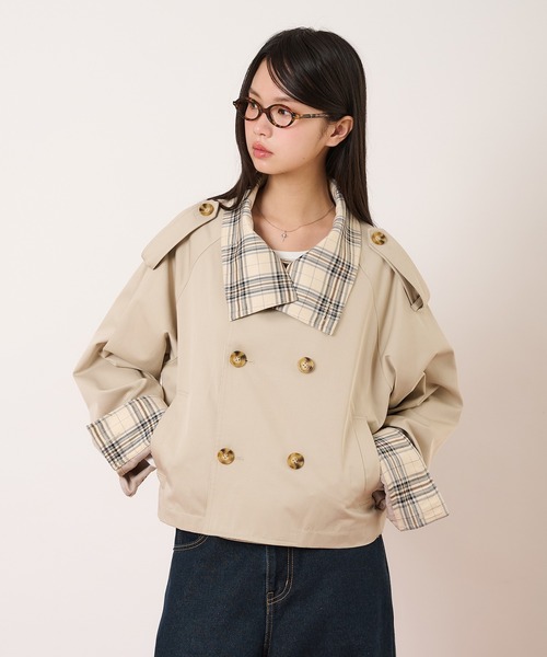 hazyl（ヘイジル）の「classic check short trench / クラシックチェックショートトレンチ（ブルゾン・レディース・ベージュ/ネイビー・フリー）」の9枚目の写真
