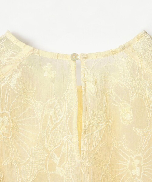 EMMEL REFINES（エメルリファインズ）の「＜EMMEL REFINES＞EM フラワー シシュウ シアー ブラウス（シャツ/ブラウス・レディース・ライム/クリーム・FREE）」の6枚目の写真