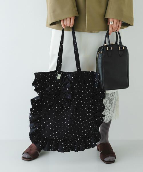 RODE SKO（ロデスコ）の「シュシュセットサイドフリルトート（トートバッグ・レディース・ブラック系その他/ブラック/ベージュ/ホワイト系その他・ONE）」の10枚目の写真