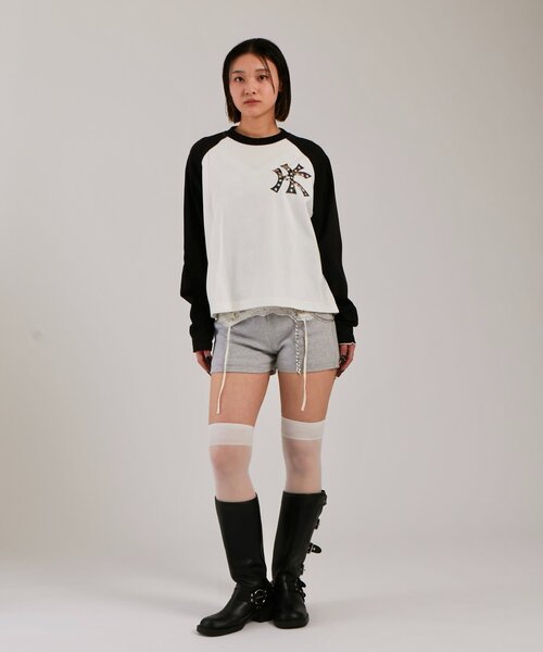 WHO'S WHO gallery(フーズフーギャラリー)の「【UNISEX】KOOKY'N KYスタースタッズラグランロンTEE(Tシャツ/カットソー・レディース・ブラック/ホワイト/レッド・SMALL/MEDIUM)」の10枚目の写真