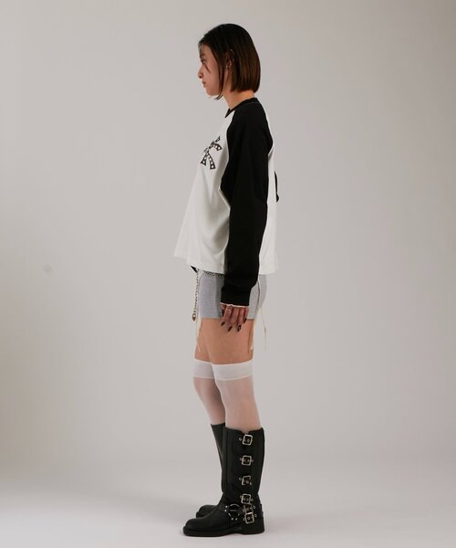 WHO'S WHO gallery(フーズフーギャラリー)の「【UNISEX】KOOKY'N KYスタースタッズラグランロンTEE(Tシャツ/カットソー・レディース・ブラック/ホワイト/レッド・SMALL/MEDIUM)」の12枚目の写真