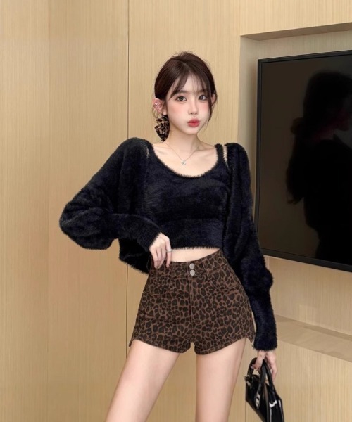 Ritzy(リッツィー)の「ハイウエストデザイン レオパード柄ショーツ(その他パンツ・レディース・レオパード/ホワイト/ブラック・M/L)」の7枚目の写真