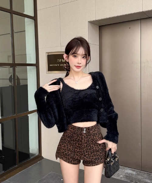 Ritzy(リッツィー)の「ハイウエストデザイン レオパード柄ショーツ(その他パンツ・レディース・レオパード/ホワイト/ブラック・M/L)」の9枚目の写真