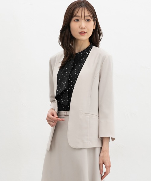 Honeys(ハニーズ)の「【ストレッチ・ウォッシャブル・イージーケア・接触冷感】8分袖カラーレスジャケット(ノーカラージャケット・レディース・杢グレー/ライトグレー系/ネイビー/ブラック/ベージュ・LL/3L/S/M/L)」の9枚目の写真