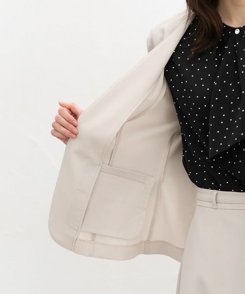 Honeys(ハニーズ)の「【ストレッチ・ウォッシャブル・イージーケア・接触冷感】8分袖カラーレスジャケット(ノーカラージャケット・レディース・杢グレー/ライトグレー系/ネイビー/ブラック/ベージュ・LL/3L/S/M/L)」の10枚目の写真