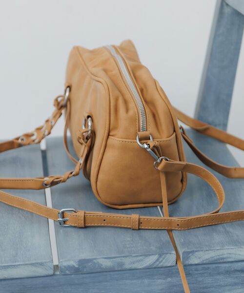 RETRO GIRL(レトロガール)の「レースアップハンドルBAG(ショルダーバッグ・レディース・ブラック/オフホワイト/ベージュ・ONE SIZE)」の11枚目の写真