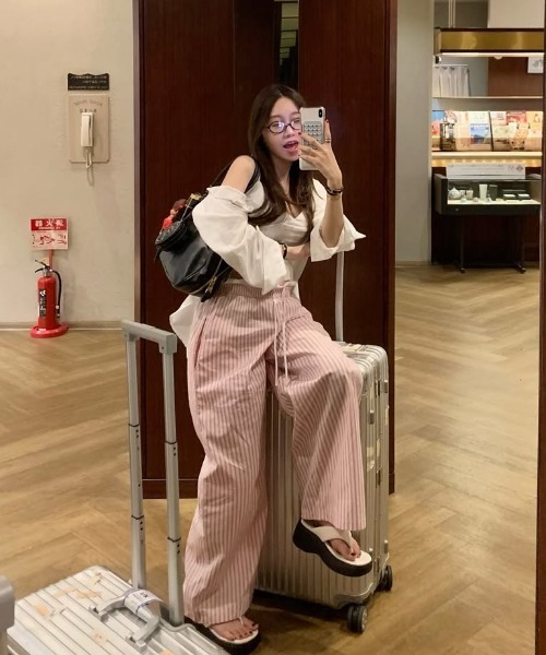 FAVORITO(ファヴォリート)の「ストライプワイドパンツ(その他パンツ・レディース・ピンク/ブルー・F)」の15枚目の写真