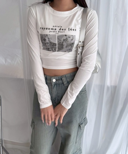 etta(エタ)の「モノクロフラワーショート丈ロンT/長袖Tシャツ(Tシャツ/カットソー・レディース・ホワイト・MEDIUM)」の5枚目の写真