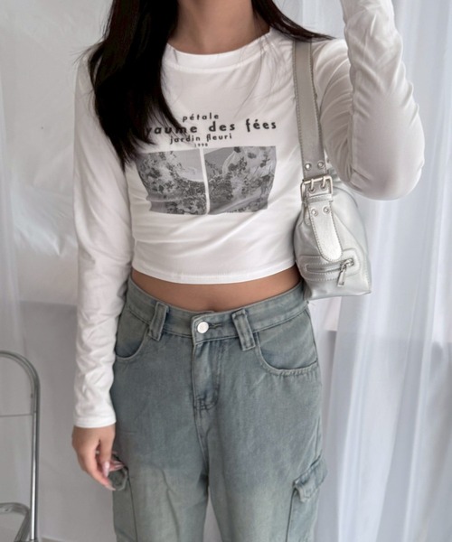 etta(エタ)の「モノクロフラワーショート丈ロンT/長袖Tシャツ(Tシャツ/カットソー・レディース・ホワイト・MEDIUM)」の6枚目の写真