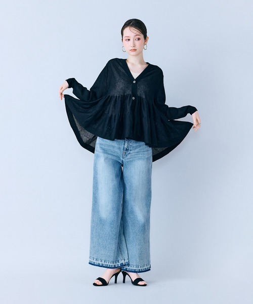 Audie a Muses(オーディアミューズ)の「シアーティアードニットカーディガン(カーディガン/ボレロ・レディース・ブラック/ベージュ・FREE)」の11枚目の写真