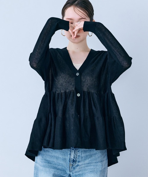 Audie a Muses(オーディアミューズ)の「シアーティアードニットカーディガン(カーディガン/ボレロ・レディース・ブラック/ベージュ・FREE)」の5枚目の写真