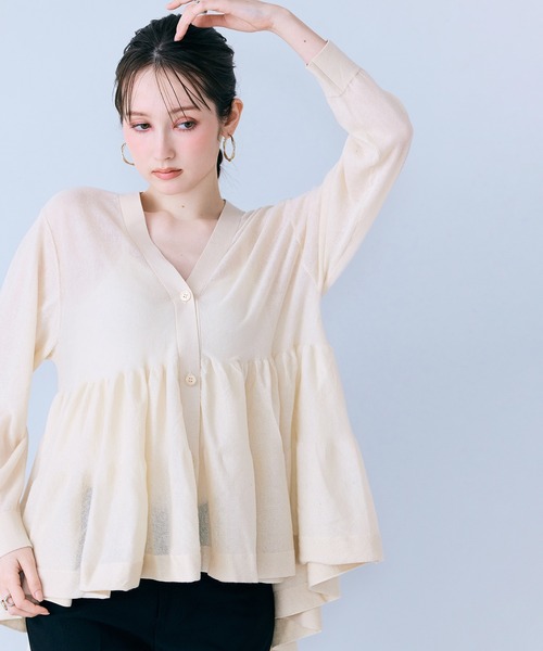 Audie a Muses(オーディアミューズ)の「シアーティアードニットカーディガン(カーディガン/ボレロ・レディース・ブラック/ベージュ・FREE)」の17枚目の写真
