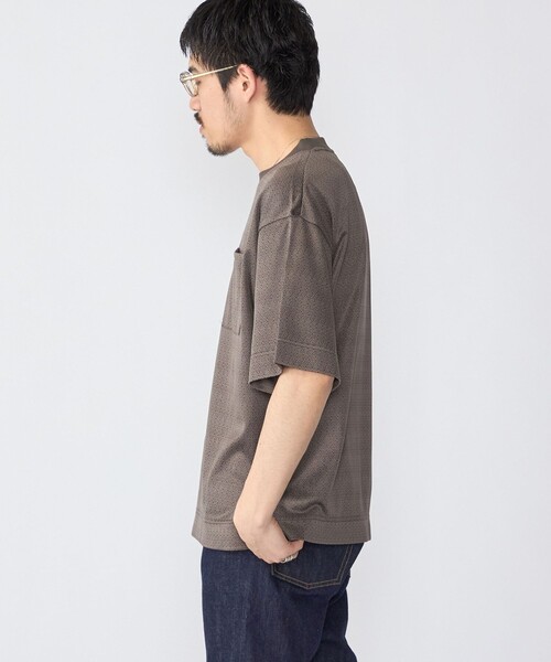SHIPS（シップス）の「SHIPS: ジオメトリック リラックス ポケット Tシャツ（Tシャツ/カットソー・メンズ・キャメル/ホワイト/ネイビー/チャコールグレー・LARGE/MEDIUM/SMALL）」の13枚目の写真