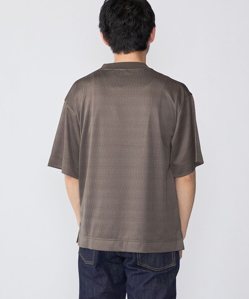 SHIPS（シップス）の「SHIPS: ジオメトリック リラックス ポケット Tシャツ（Tシャツ/カットソー・メンズ・キャメル/ホワイト/ネイビー/チャコールグレー・LARGE/MEDIUM/SMALL）」の14枚目の写真