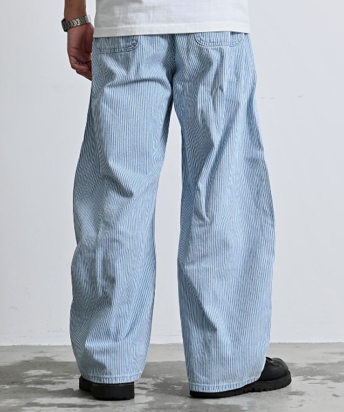 CavariA(キャバリア)の「『CavariA/キャバリア』ヒッコリーワイドパンツ(デニムパンツ・レディース・シルバー/サックスブルー/ブルー/ネイビー・FREE/S/M/L)」の5枚目の写真