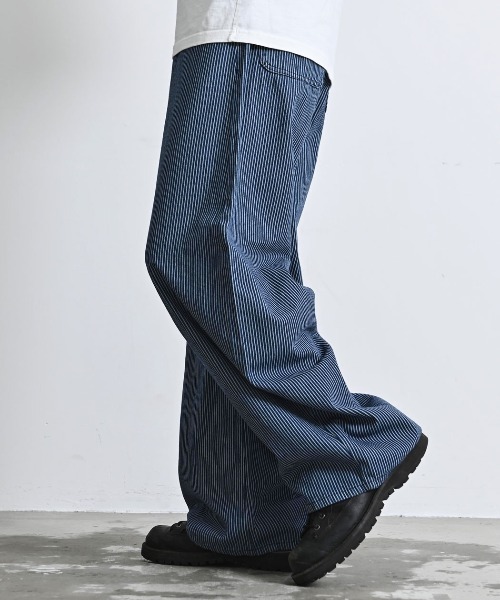 CavariA(キャバリア)の「『CavariA/キャバリア』ヒッコリーワイドパンツ(デニムパンツ・レディース・シルバー/サックスブルー/ブルー/ネイビー・FREE/S/M/L)」の7枚目の写真