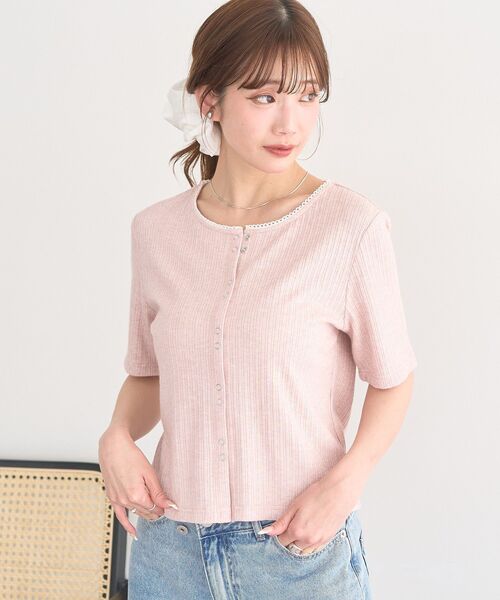 earth music&ecology(アースミュージックアンドエコロジー)の「チェーンリブラメカットソー(Tシャツ/カットソー・レディース・グレー/ブラック/ベージュ/ピンク/ブルー/オフホワイト・FREE)」の6枚目の写真