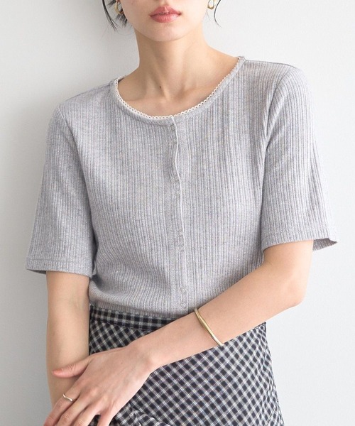 earth music&ecology（アースミュージックアンドエコロジー）の「チェーンリブラメカットソー（Tシャツ/カットソー・レディース・グレー/ブラック/ベージュ/ピンク/ブルー/オフホワイト・FREE）」の12枚目の写真