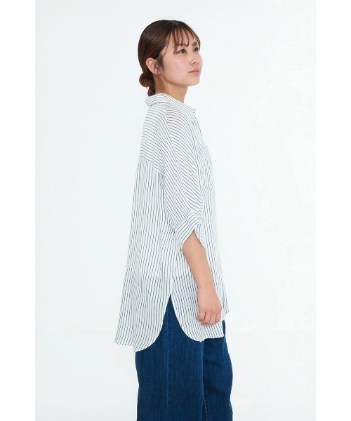 HEART MARKET（ハートマーケット）の「さらっと快適オーバーサイズロングシャツ（シャツ/ブラウス・レディース・ブラック/ホワイト系/ナチュラル/グリーン/ホワイト/モカ・FREE）」の18枚目の写真
