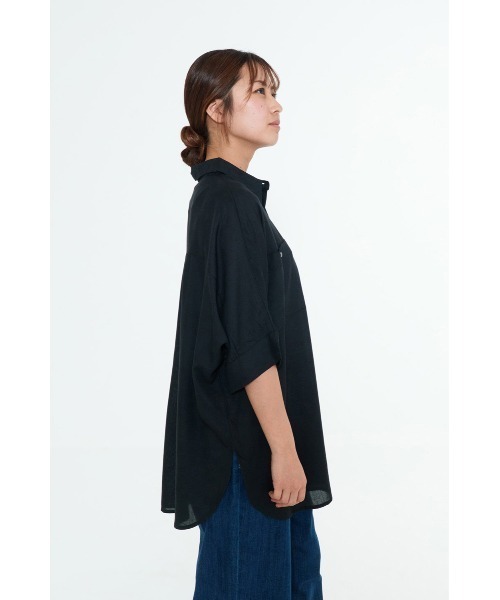 HEART MARKET（ハートマーケット）の「さらっと快適オーバーサイズロングシャツ（シャツ/ブラウス・レディース・ブラック/ホワイト系/ナチュラル/グリーン/ホワイト/モカ・FREE）」の21枚目の写真