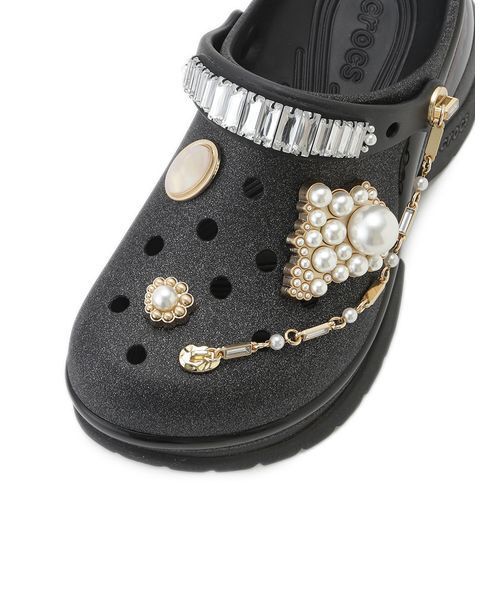 LILY BROWN(リリーブラウン)の「【LILY BROWN×CROCS】Super Bae Wedding Party(サンダル・レディース・ブラック・22/23/24)」の15枚目の写真