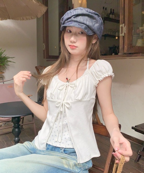LAC-VERT(ラック・ヴェール)の「フラワーキャミドッキングパフスリーブトップス(Tシャツ/カットソー・レディース・アイボリー/オフホワイト/グレー・FREE)」の4枚目の写真