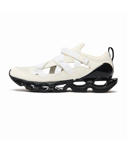 MIZUNO(ミズノ )の「MIZUNO WAVE PROPHECY STRAP(ミズノ ウェーブ プロフェシー ストラップ)(スニーカー・メンズ・ホワイト系/グレー系・23cm/23.5cm/24cm/24.5cm/25cm/25.5cm/26cm/26.5cm/27cm/27.5cm/28cm/28.5cm/29cm/29.5cm/30cm)」の4枚目の写真