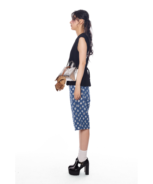 GREEDILOUS(グリディアス)の「Destroyed Washing Denim Shorts(その他パンツ・レディース・その他・X-SMALL/SMALL/MEDIUM/LARGE)」の4枚目の写真