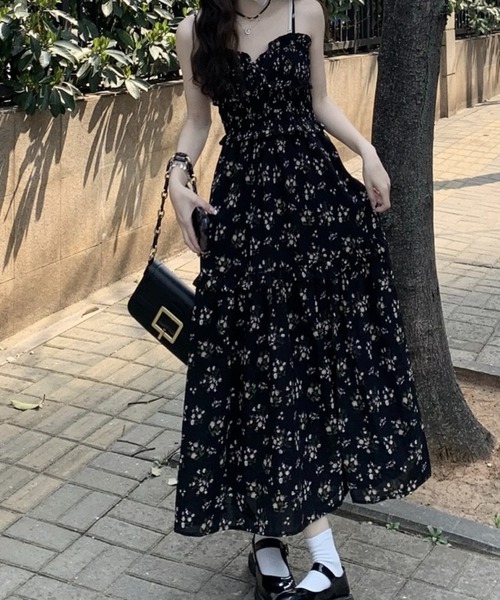 SHOUYO(ショウヨウ)の「花柄シャーリングキャミワンピース(ワンピース・レディース・ブラック・M)」の5枚目の写真