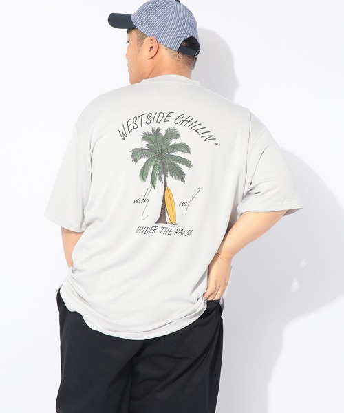B&T CLUB(ビーティークラブ)の「ヒヤテック Tシャツ 半袖 PALMTREE メンズ 大きいサイズ ヒヤテック バックプリント クルーネック B&T CLUB (ビーアンドティークラブ)(Tシャツ/カットソー・メンズ・ブラック/ライトグレー・X2(4L~5L)/X3(6L~7L)/X1(3L~4L)/X4(8L~9L))」の2枚目の写真