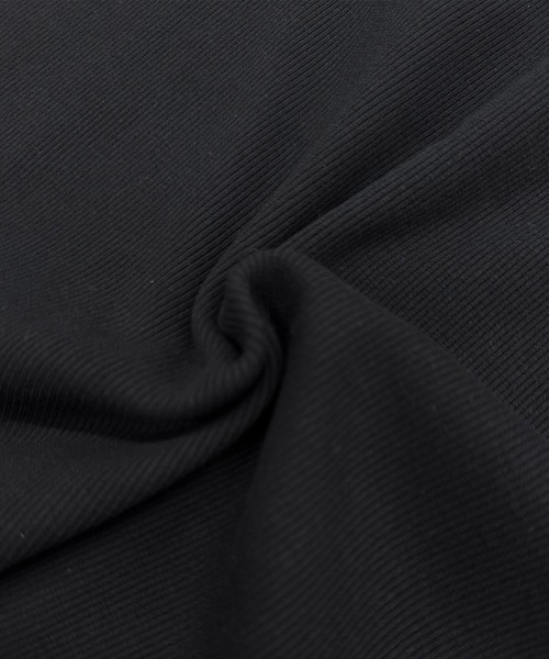 ATMARK(アットマーク)の「《2サイズ展開 / UNISEX 》胸ラインストーン テレコリブ ヘンリーネック半袖Tシャツ(Tシャツ/カットソー・メンズ・ブラック系1/ブラック系2・L/M)」の4枚目の写真