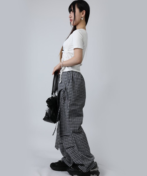 HOOK(フック)の「HOOK for girls リボングラフィック × サイドギャザー コンパクトストリートT (SS)(Tシャツ/カットソー・レディース・グレー/ブラック/ホワイト/ブルー・FREE)」の11枚目の写真