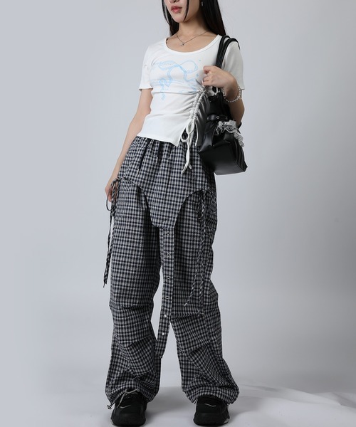 HOOK(フック)の「HOOK for girls リボングラフィック × サイドギャザー コンパクトストリートT (SS)(Tシャツ/カットソー・レディース・グレー/ブラック/ホワイト/ブルー・FREE)」の8枚目の写真