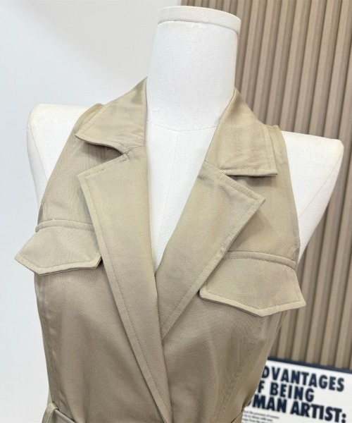 almo（アルモ）の「【LAMPOON】ノースリーブトレンチ（トレンチコート・レディース・ベージュ・SMALL/LARGE/MEDIUM）」の6枚目の写真