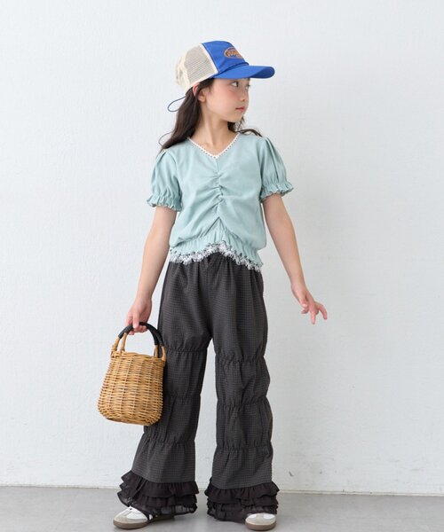 CIAOPANIC TYPY(チャオパニックティピー)の「【KIDS】レースドッキングフロントギャザーリブコンパクトTEE《ZOZO限定カラーあり》(Tシャツ/カットソー・キッズ・アイボリー/ブラック/サックスブルー・110/130/150)」の19枚目の写真