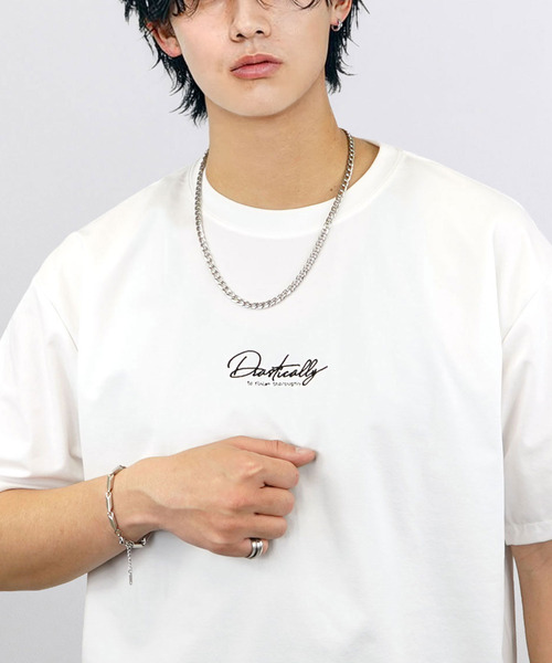 Ammie(アミー)の「接触冷感 ワンポイント刺繍 Tシャツ 半袖(Tシャツ/カットソー・メンズ・ブラック系その他3/ネイビー系2/ホワイト系3/ブラック系2/ブラック系3/ホワイト系2/ネイビー系3/ブラック系その他2・M/L/LL)」の2枚目の写真