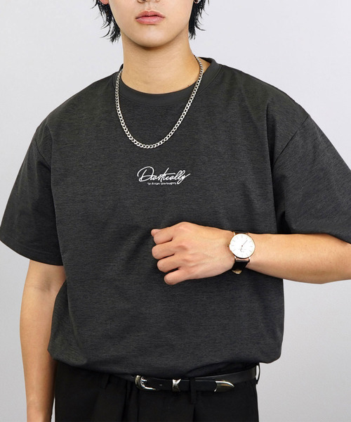 Ammie(アミー)の「接触冷感 ワンポイント刺繍 Tシャツ 半袖(Tシャツ/カットソー・メンズ・ブラック系その他3/ネイビー系2/ホワイト系3/ブラック系2/ブラック系3/ホワイト系2/ネイビー系3/ブラック系その他2・M/L/LL)」の5枚目の写真