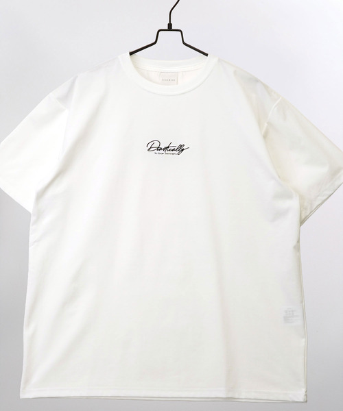 Ammie(アミー)の「接触冷感 ワンポイント刺繍 Tシャツ 半袖(Tシャツ/カットソー・メンズ・ブラック系その他3/ネイビー系2/ホワイト系3/ブラック系2/ブラック系3/ホワイト系2/ネイビー系3/ブラック系その他2・M/L/LL)」の10枚目の写真