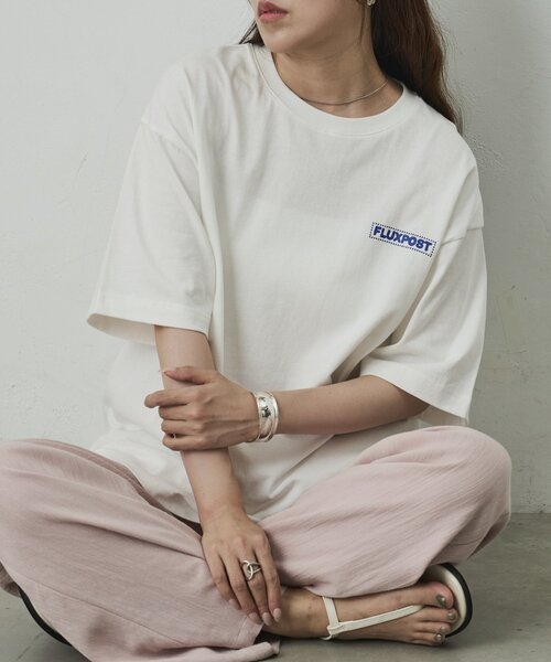 COLONY 2139(コロニートゥーワンスリーナイン)の「コミックプリントTシャツ(Tシャツ/カットソー・メンズ・サックスブルー/ブラック/ホワイト・LARGE/MEDIUM)」の2枚目の写真
