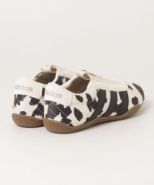 adidas(アディダス)の「グランドコート ロー スリッポン / GRAND COURT LO SLIP-ON / アディダス adidas(スニーカー・レディース・ホワイト・23.5cm/23.0cm/22.5cm/28.0cm/27.5cm/27.0cm/26.5cm/26.0cm/25.5cm/25.0cm/24.5cm/24.0cm/22.0cm)」の9枚目の写真