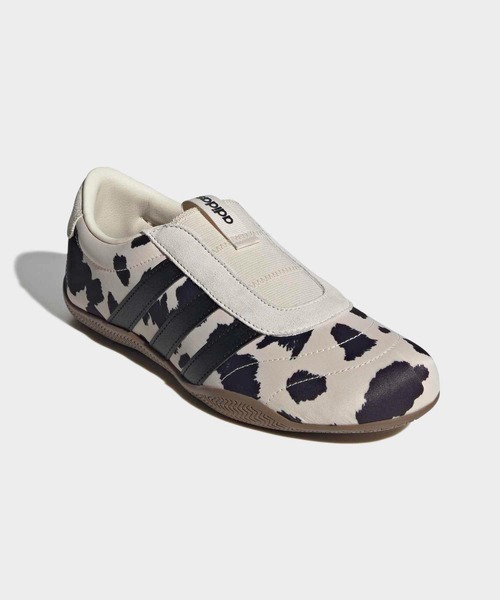 adidas(アディダス)の「グランドコート ロー スリッポン / GRAND COURT LO SLIP-ON / アディダス adidas(スニーカー・レディース・ホワイト・23.5cm/23.0cm/22.5cm/28.0cm/27.5cm/27.0cm/26.5cm/26.0cm/25.5cm/25.0cm/24.5cm/24.0cm/22.0cm)」の4枚目の写真